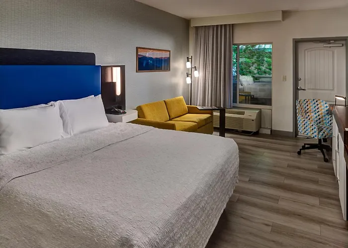 Hampton Inn Gatlinburg Historic Nature Trail, Tn