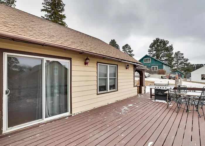 Mtn-View Home W/ Deck, 2 Mi To Mickelson Trail!