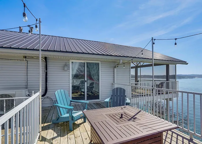 'Cliff View Haven' | Million-Dollar Views At 6Mm