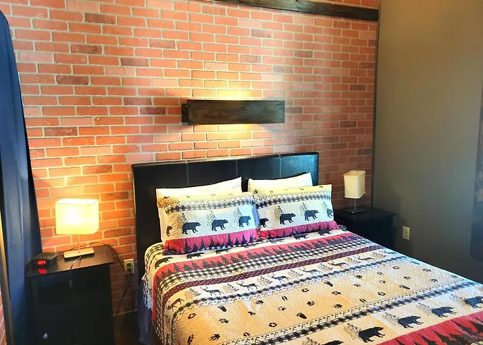 Downhill Lodge Condominium