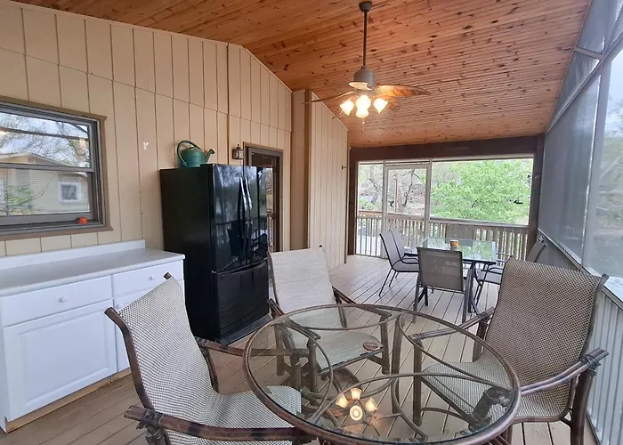 Boat Dock! Lakefront Group Getaway In Eldon