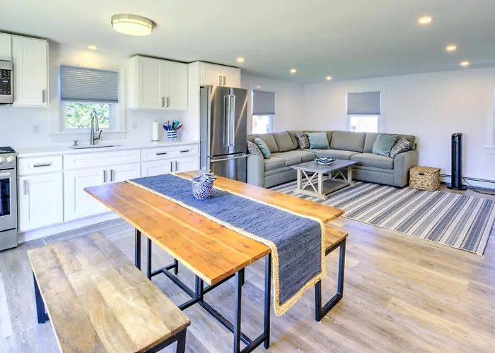 Town Neck Beach Retreat By The Marina