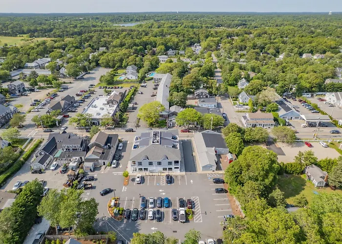 Luxury Downtown Harwich Port Condo Retreat