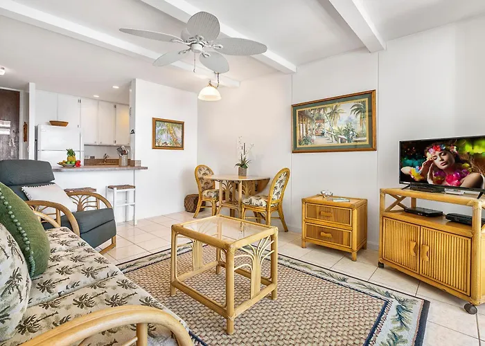 Dreamy True Oceanfront Condo - Hale Kona Kai 307 By Casago Kona