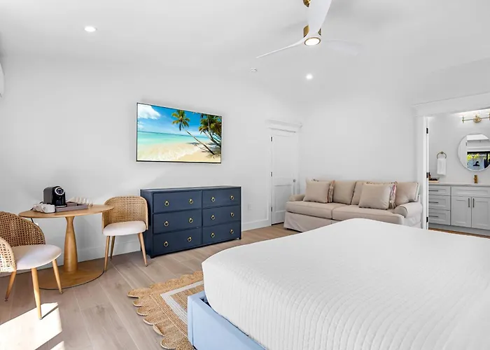 The Retreat At Anna Maria Island Inn
