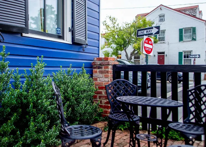 The Liberty House Of Old Town Designer Home