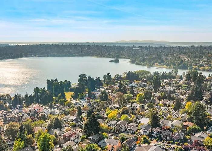 Sunnyside Studio On Green Lake