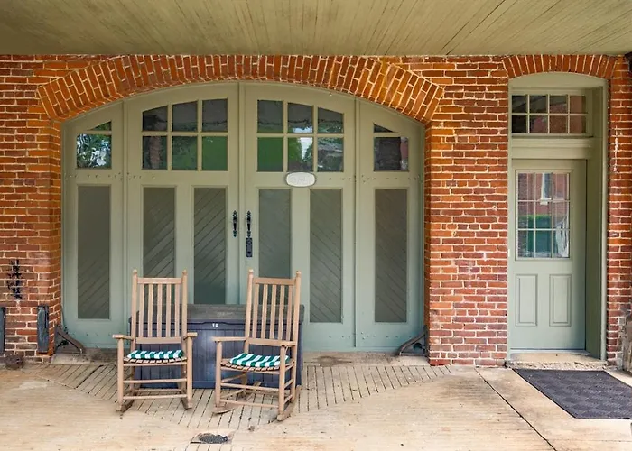The Long Run - 2 Ca King Sized Beds+ - Sleeps 8-10