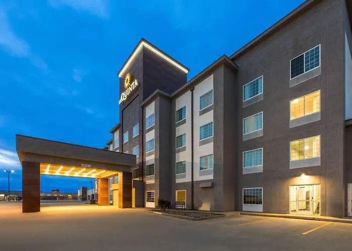 La Quinta Inn & Suites By Wyndham Minot