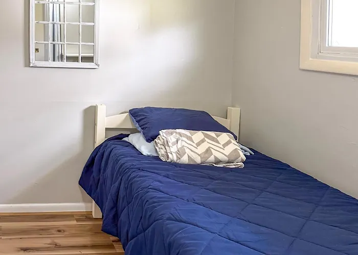 Peaceful Franklin Cottage ~ 1 Mi To Downtown!