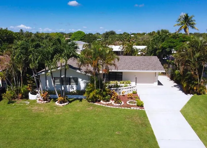 Family Retreat Near Beach, Downtown And Pga