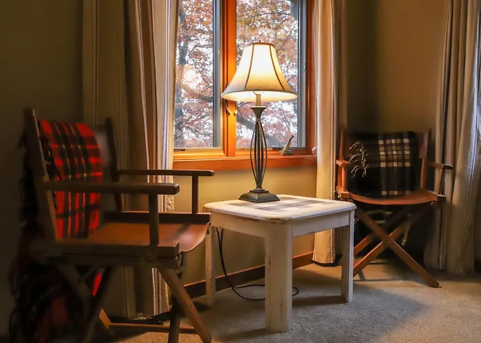 Lakeplace Bed & Breakfast