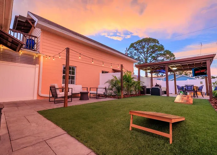 3Br - Beach & Trail - Bikes, Fire Pit, Mini-Golf