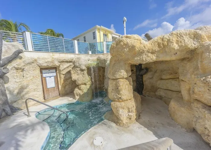 Vacay Vibes At Mariners Club- Luxury Home In Oceanfront Resort With Pools, Pickleball & Marina