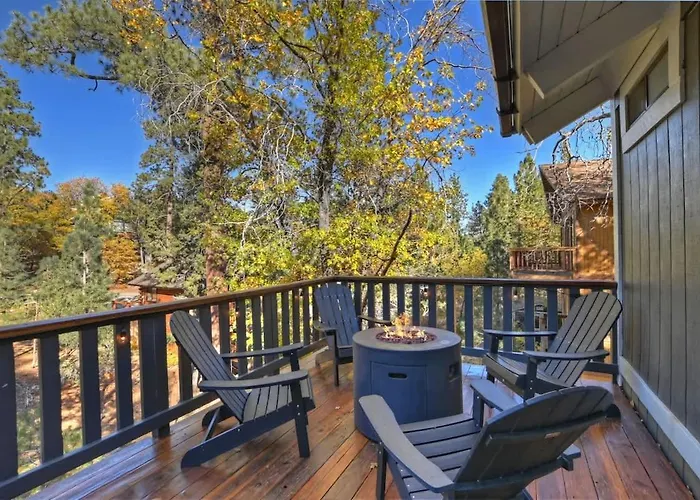 Closer To The Stars Cabin With Fire Pit