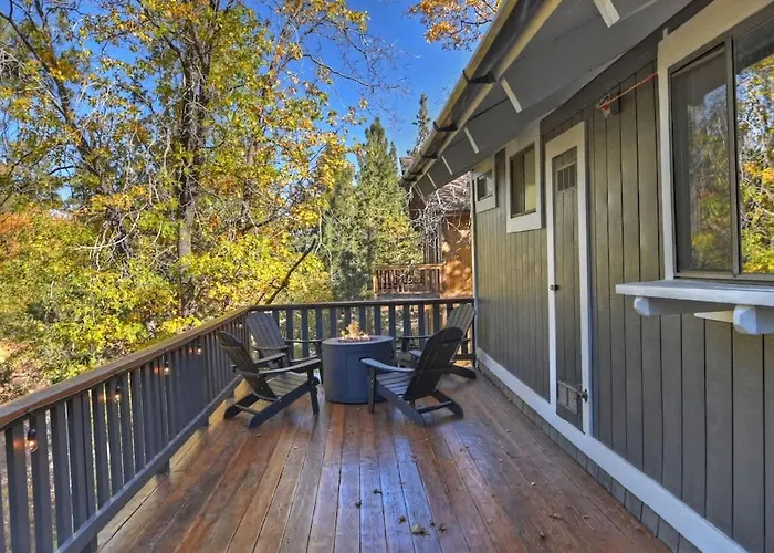 Closer To The Stars Cabin With Fire Pit