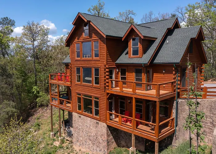 Papa Bears Cabin By Stony Brook Cabins