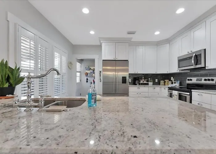 Rivercrest Bungalow Retreat