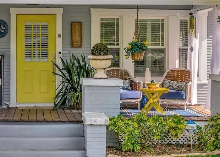 Rivercrest Bungalow Retreat