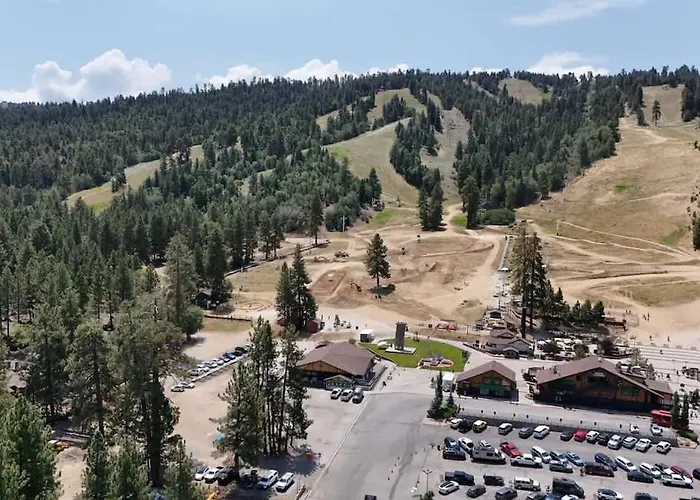 Eagle'S Chalet Summit View