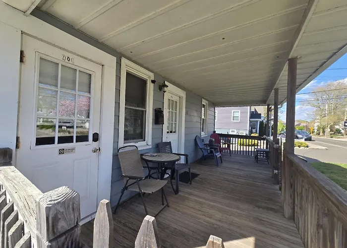 Beach Apt In Woodmontmilford