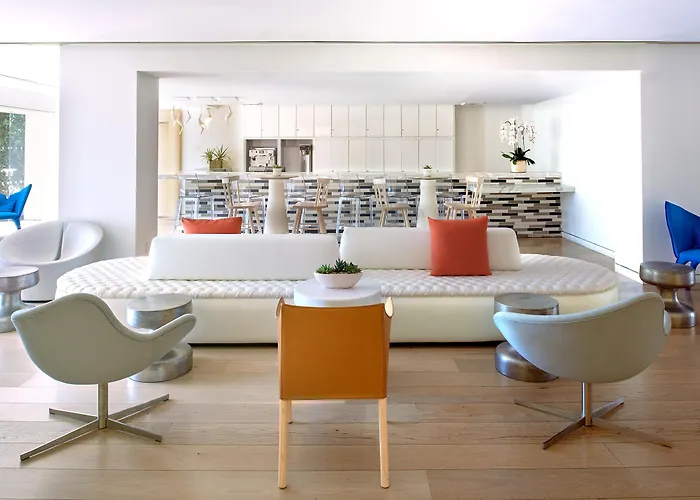 The Valorian West Hollywood, Curio Collection by Hilton