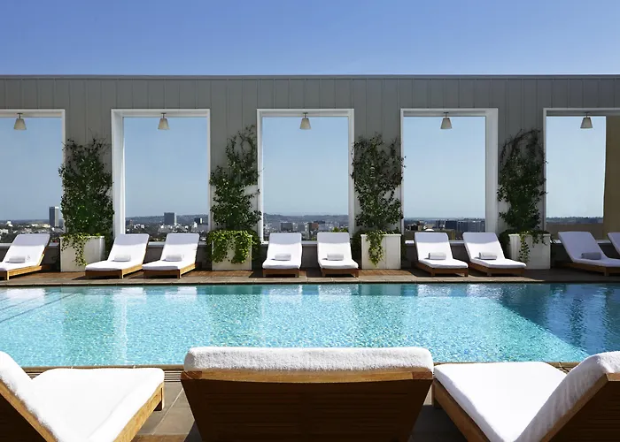 The Valorian Los Angeles, Curio Collection By Hilton West Hollywood