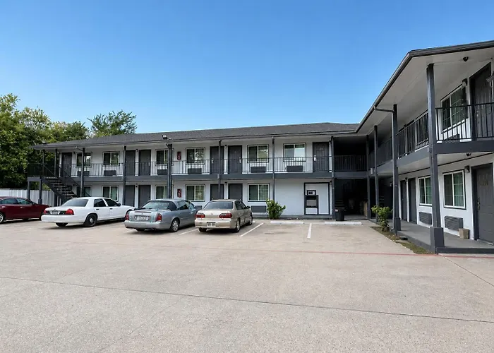 All Season Suites Inn