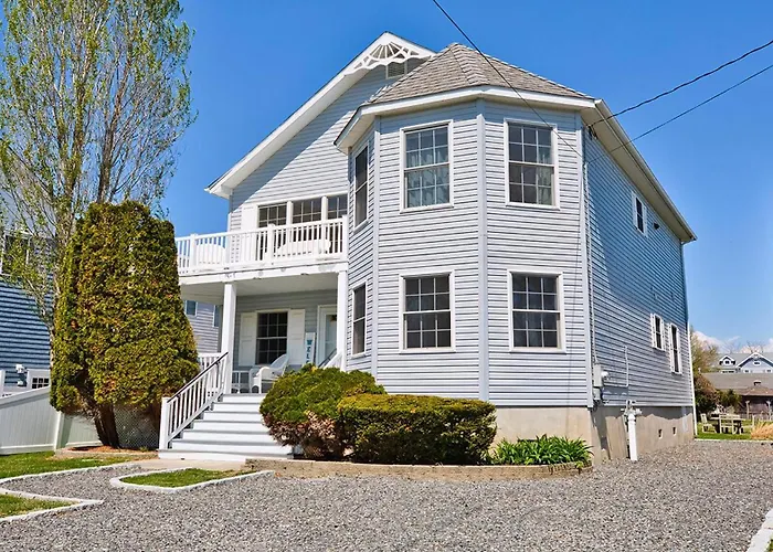 West Cape Estate