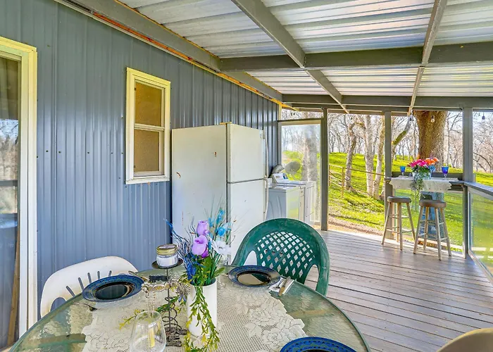 Fish, Hike & Relax: Rural Red Bluff Cottage