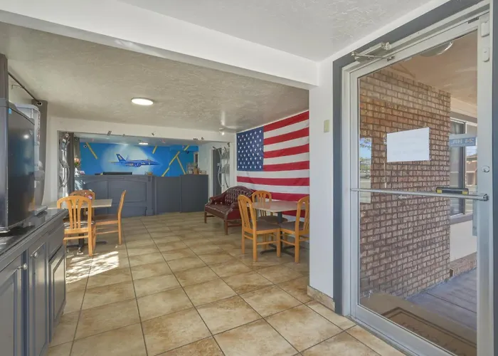 Patriot Stay Motel