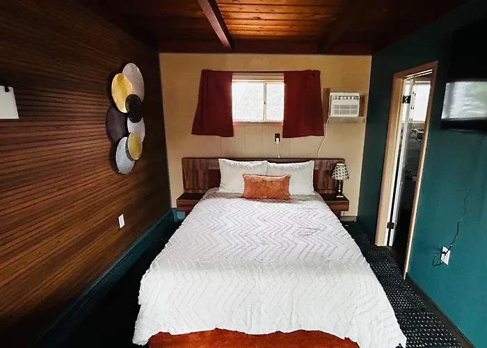 Adoba Inn Charlevoix