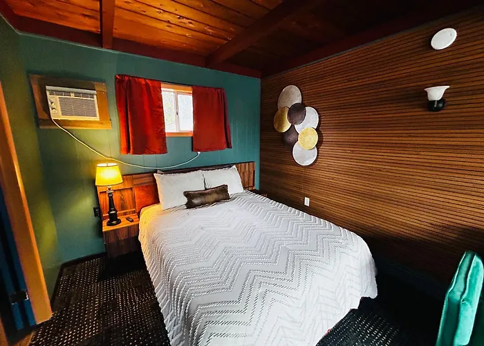 Adoba Inn Charlevoix