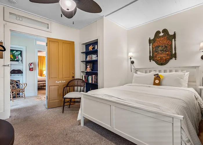 Old Carrabelle Hotel Regatta Room