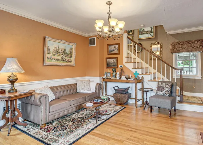 Near Hospitals & Marshall University! Cozy Cottage