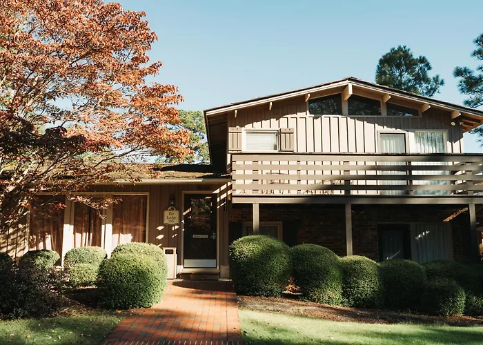 Pine Needles Lodge & Golf Club