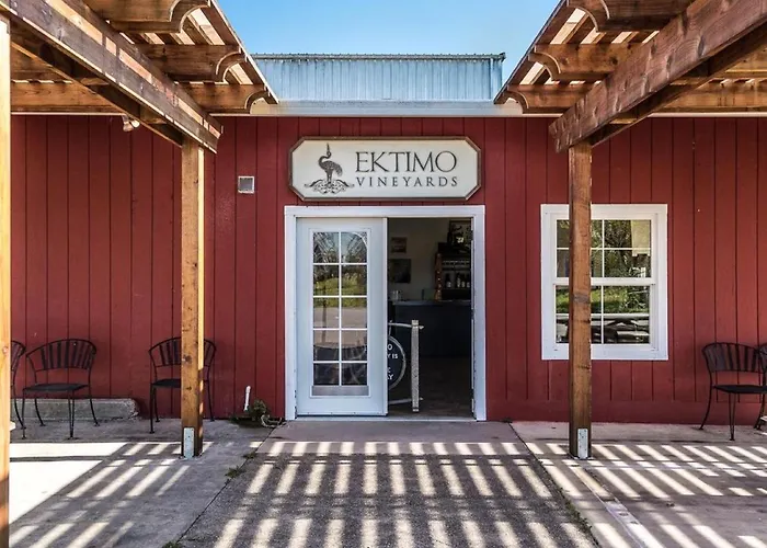 Green Valley, Sonoma County Vacation Rental At A Working Winery