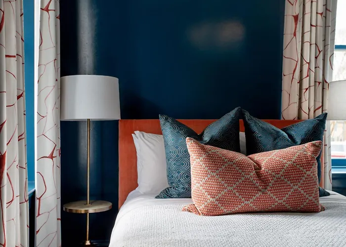 The Bell Athens By Kasa Living