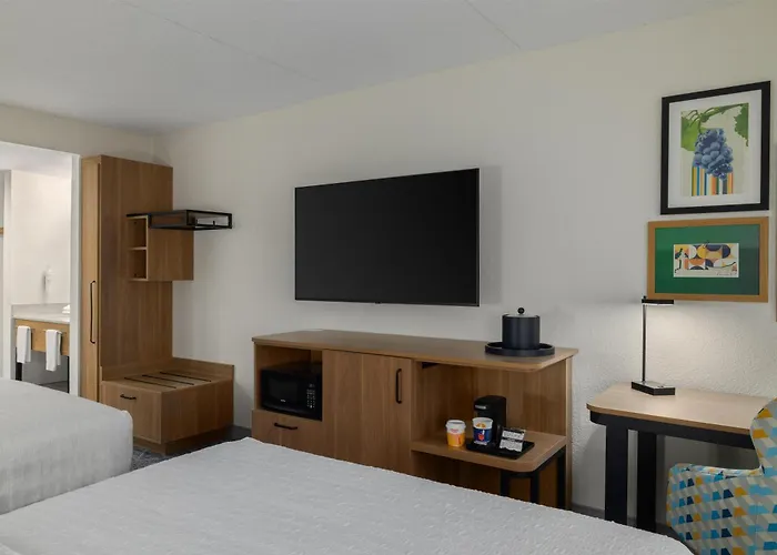 Hampton Inn Washington-Dulles International Airport South