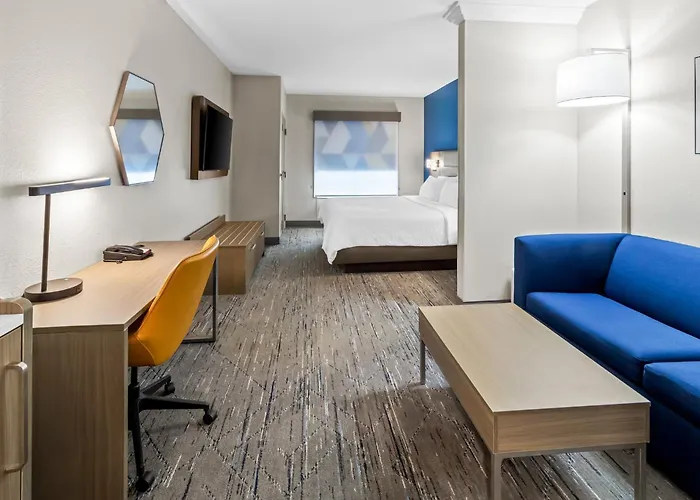 Holiday Inn Express & Suites Hebron - Cincinnati Airport By Ihg