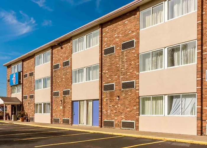 Motel 6-New Stanton, Pa