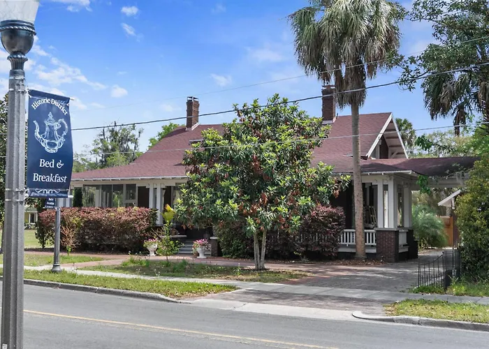 Sweetwater Branch Inn
