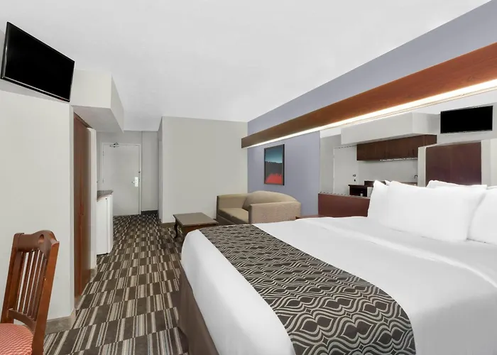 Microtel Inn & Suites By Wyndham London