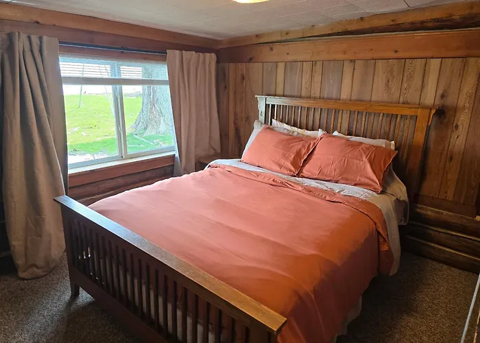 Poplars Lake Life Resort