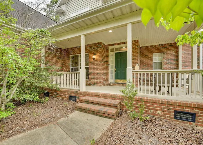 2 Mi To Pinehurst Resort: Spacious Golf Getaway!