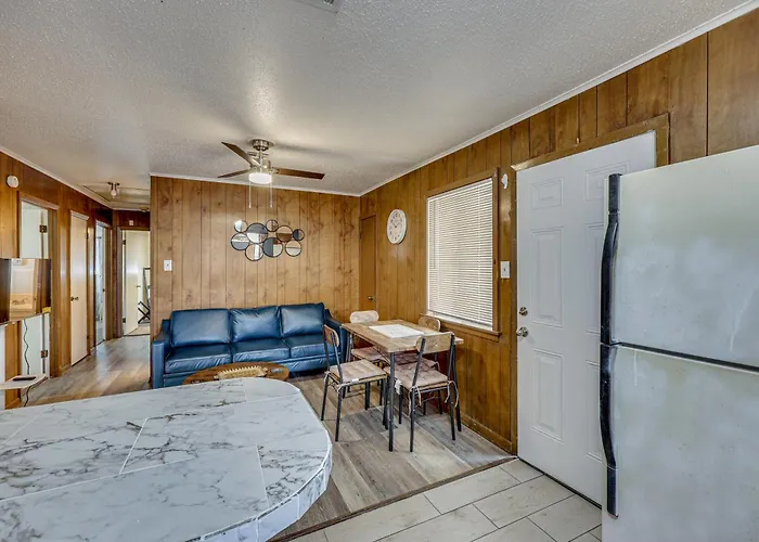 Easy University Access! Charming Home In Grambling
