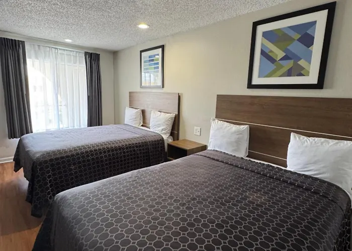 National Inn Garden Grove
