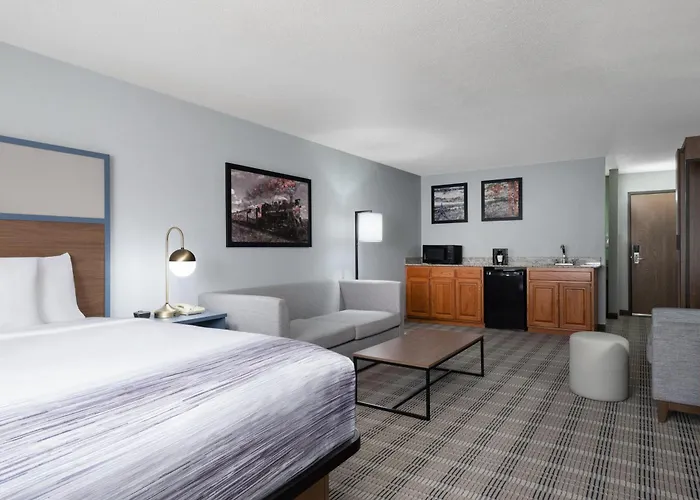 Americinn By Wyndham Baldwin