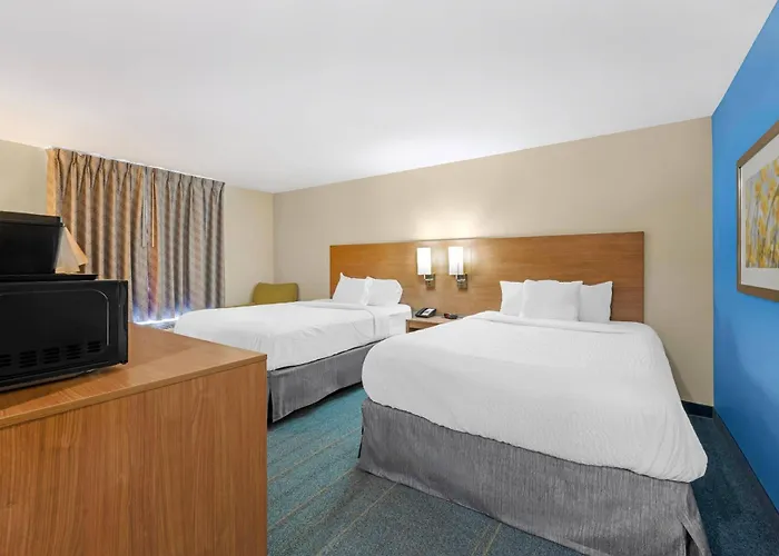 Sleep Inn & Suites Altoona North