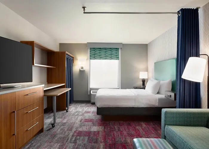 Home2 Suites By Hilton Farmington/Bloomfield